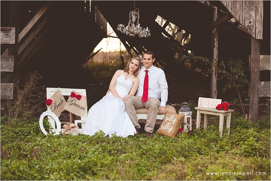 A Rustic Christmas Styled Wedding Shoot Mobile, Alabama — Jennie Tewell Photography