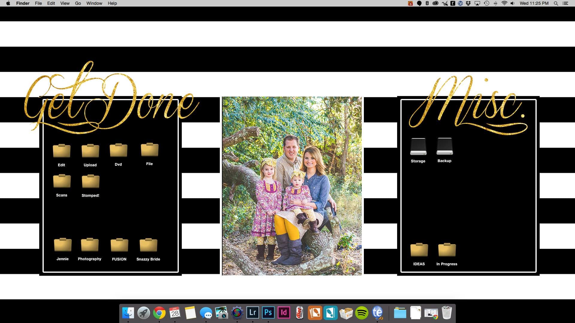 Free Black & Gold Organizational Computer Wallpaper — Jennie Tewell Photography