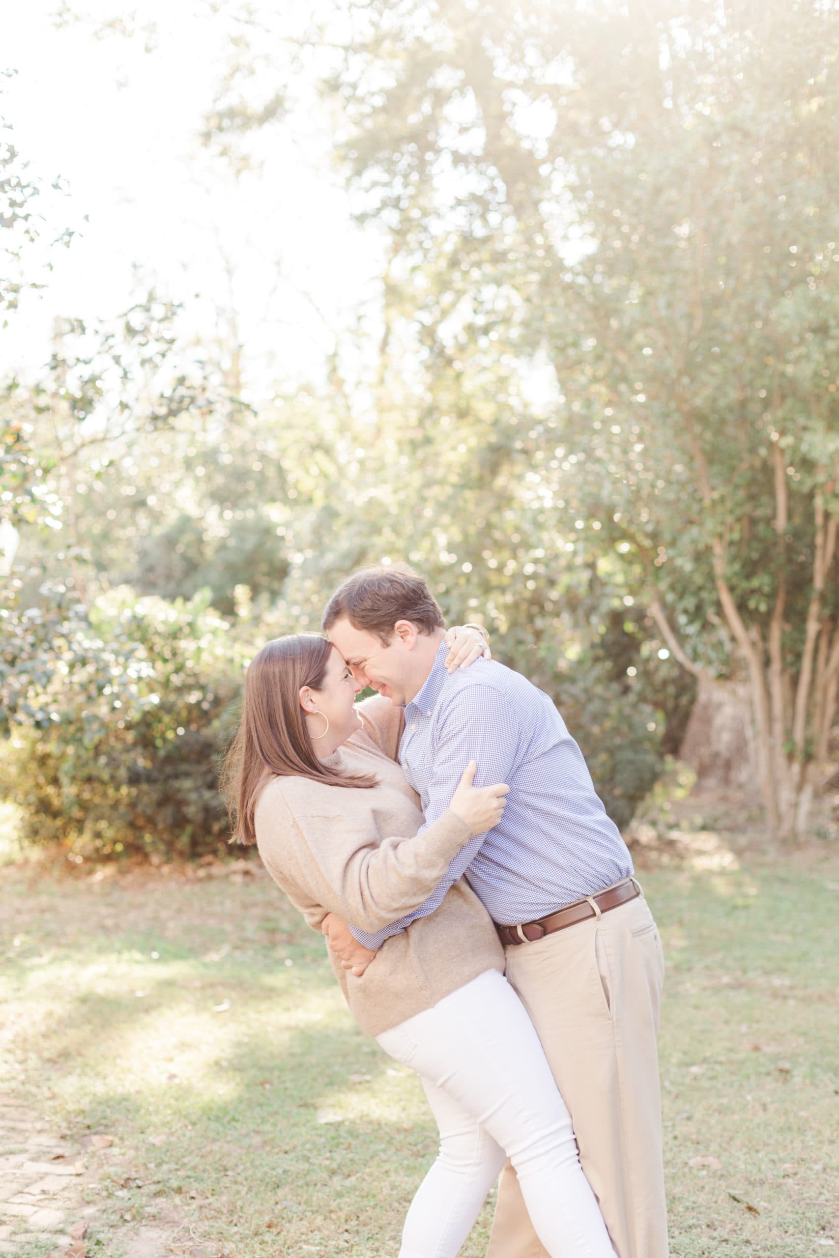 Mini Engagement Session in Mobile, Alabama with Mary Cooke + — Jennie Tewell Photography