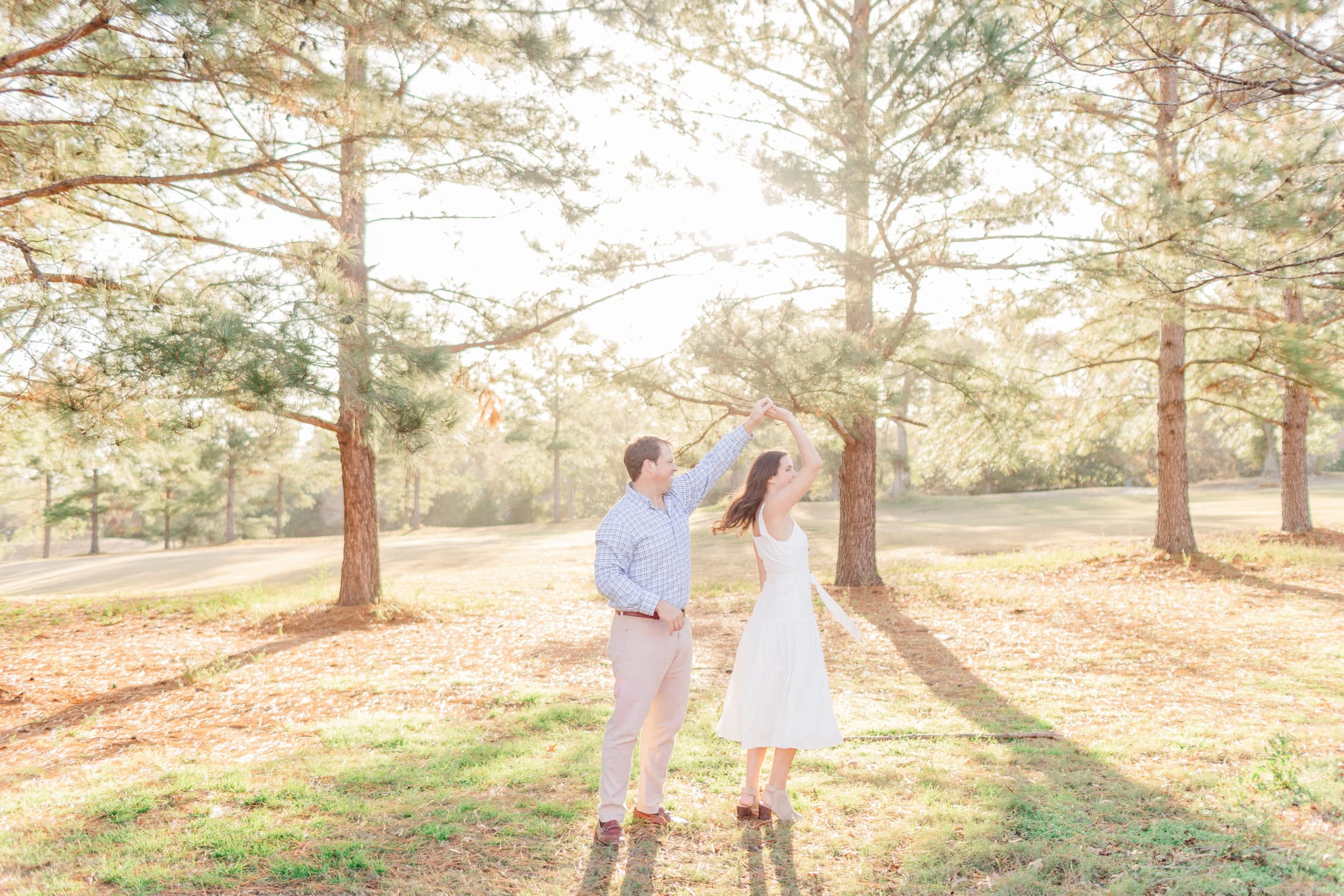 Engagement Photographer in Mobile, Alabama (Springhill — Jennie Tewell Photography