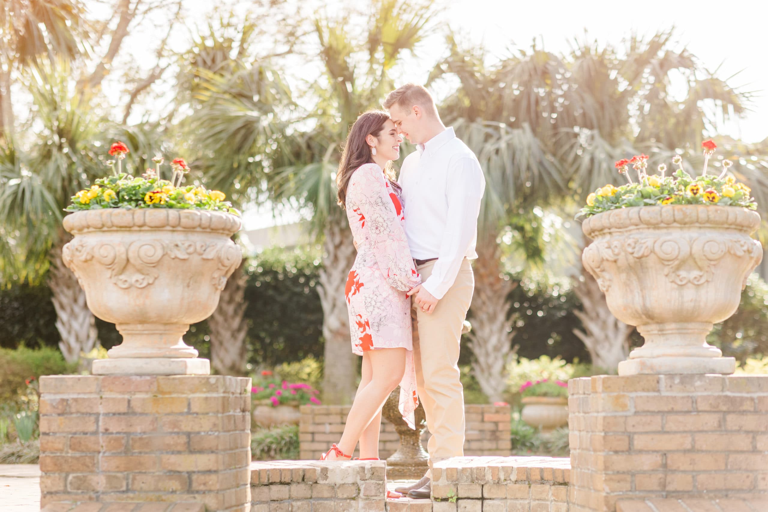 Engagement Pictures in Fairhope, Alabama — Jennie Tewell Photography