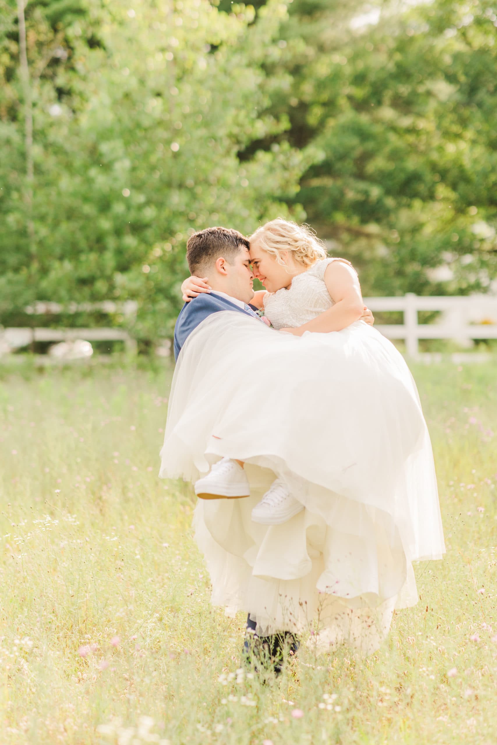 Michigan Wedding Photographer - Esther + Aaron — Jennie Tewell Photography