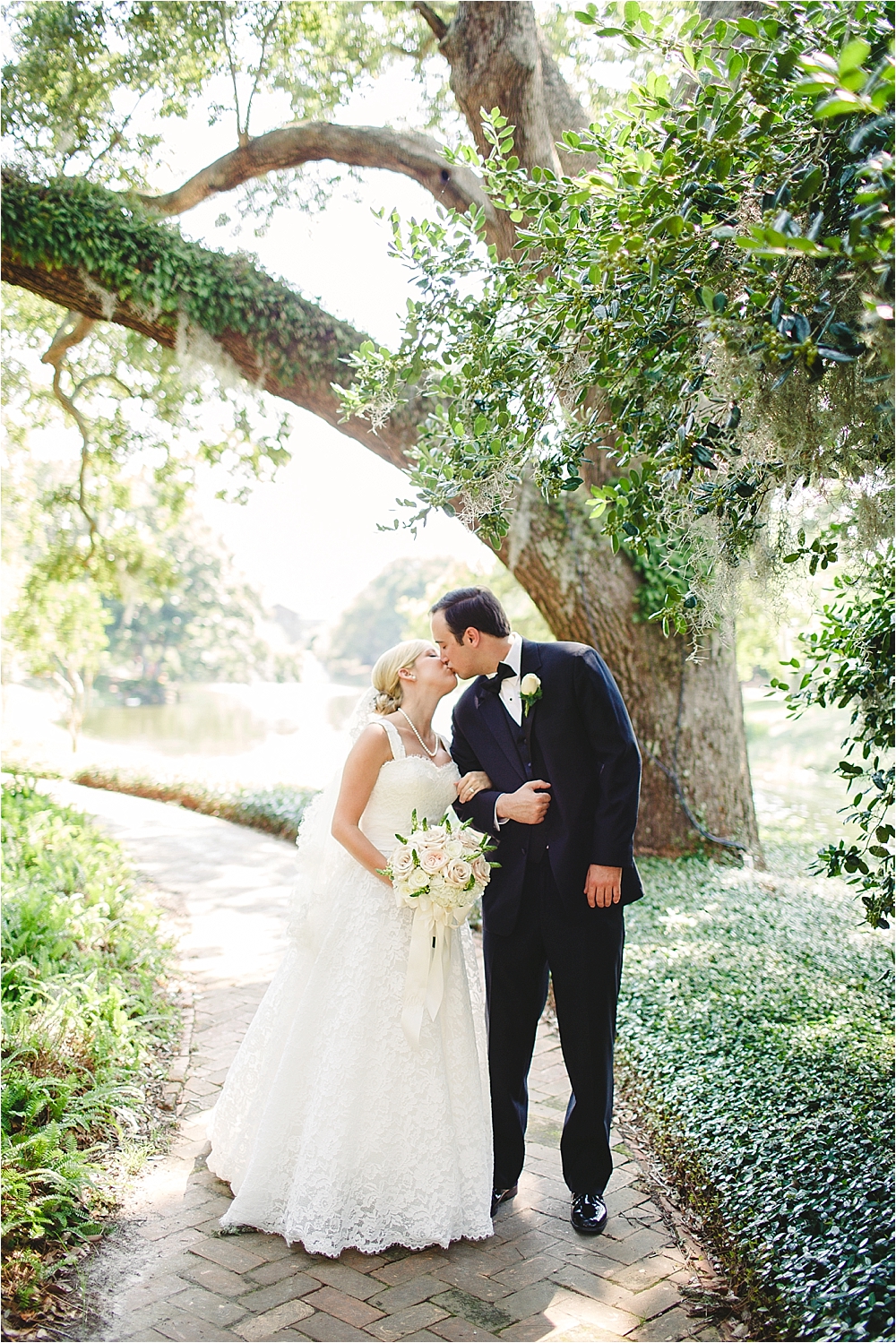 The Grand Point Clear Alabama Wedding Photographs by Jennie Tewell Photography 0007