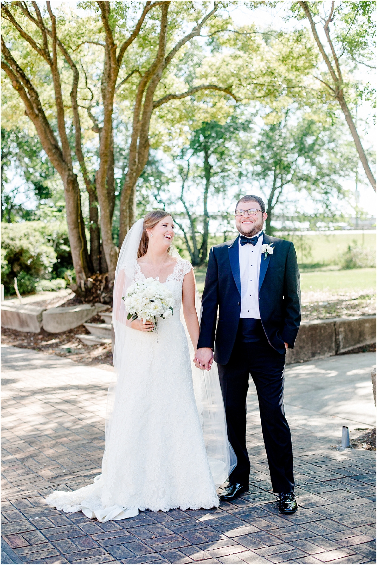 Mobile Outdoor Wedding Photographer