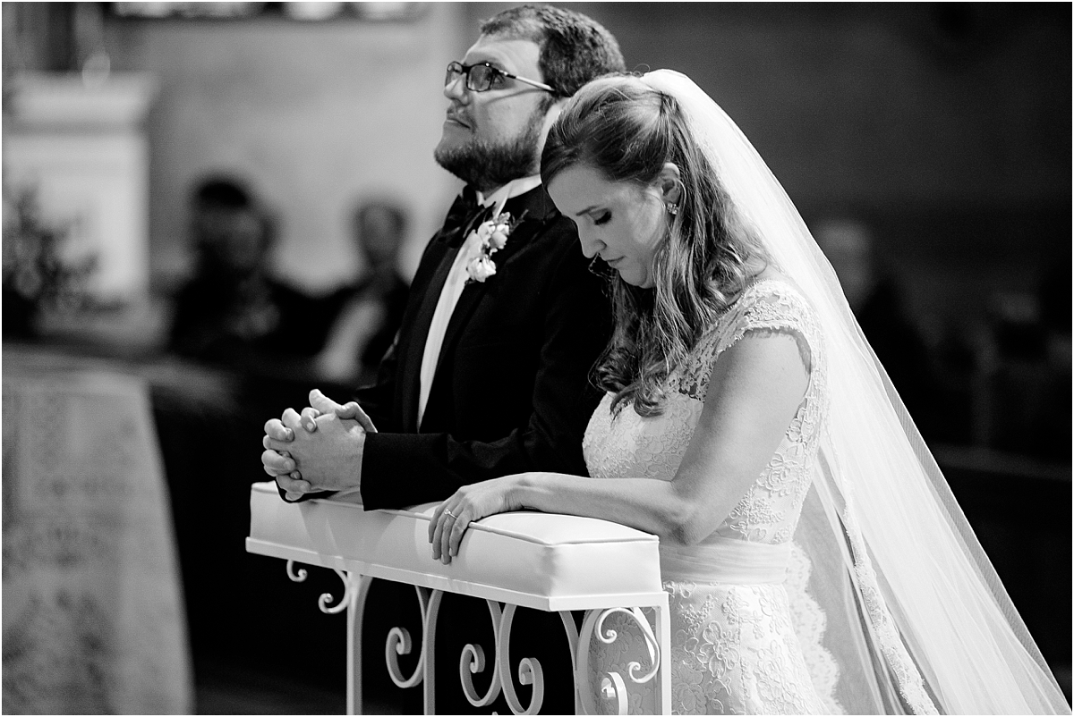 Mobile Outdoor Wedding Photographer