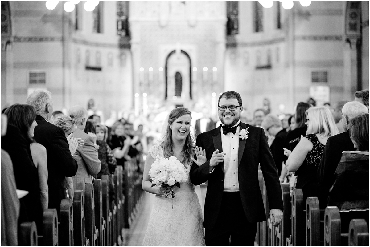 Mobile Outdoor Wedding Photographer