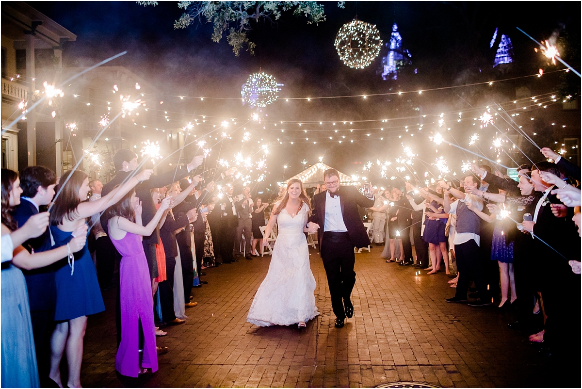 Mobile Outdoor Wedding Photographer