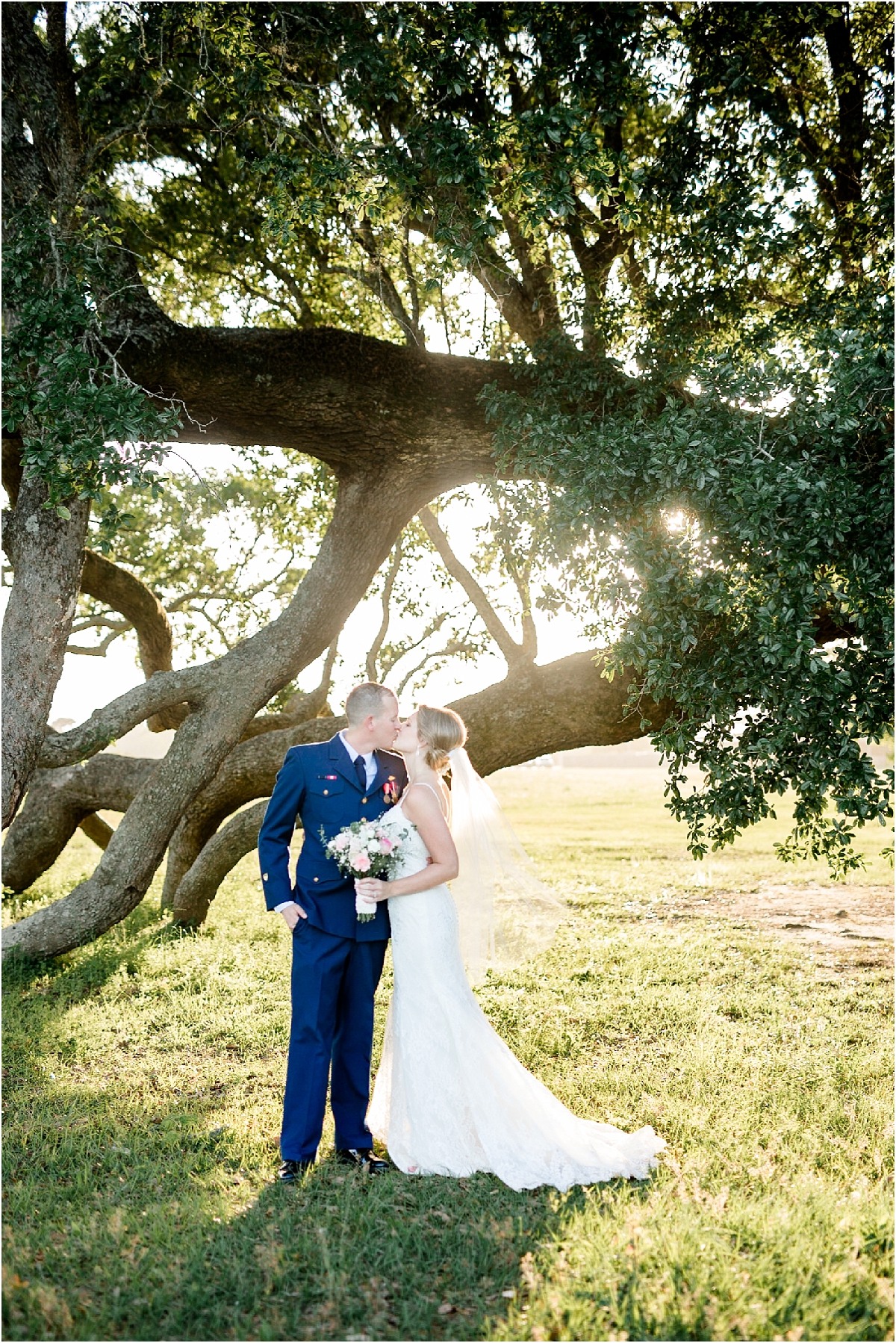 Oak Hollow Farm Wedding Photographer