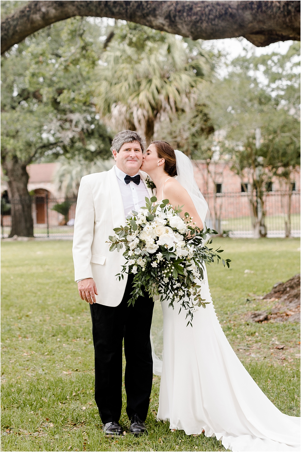 Mobile, AL Outdoor Wedding Photographer