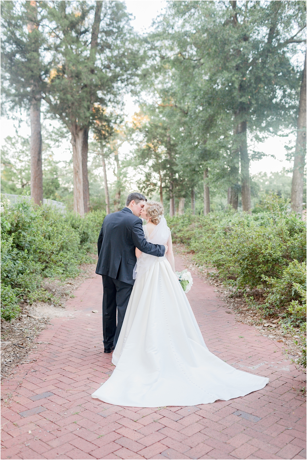 Mobile, Alabama Wedding Photographer