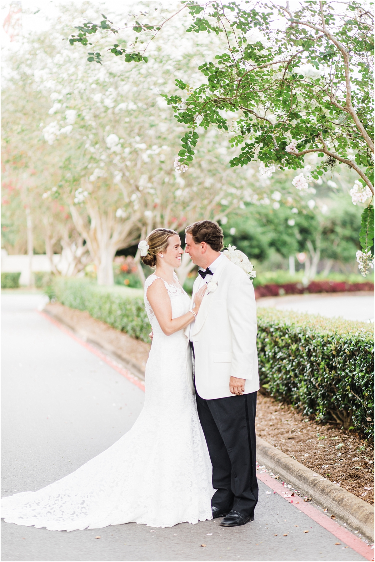 Mobile Country Club Wedding Photographer