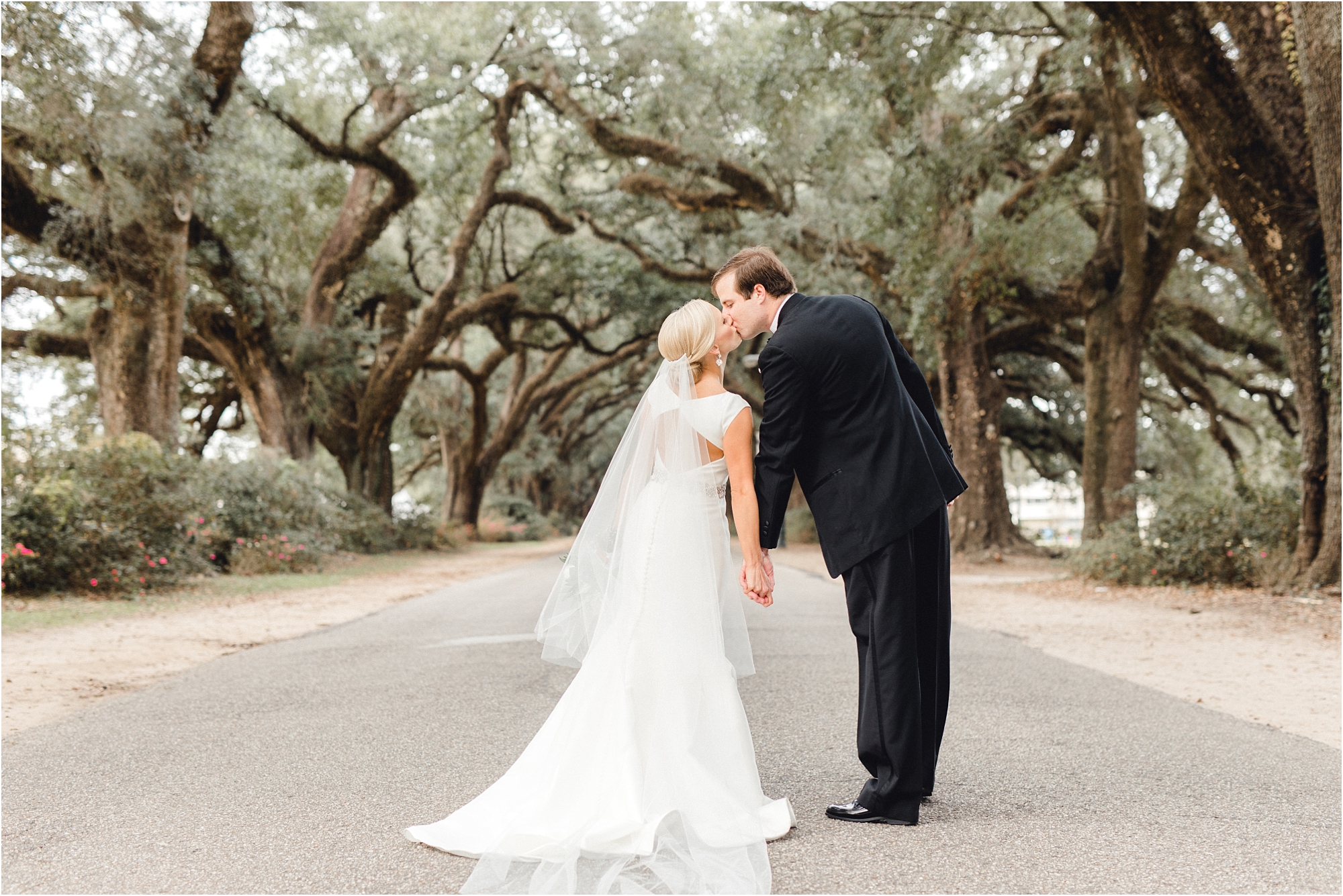 mobile alabama st joseph chapel springhill college country club mobile wedding photographer jennie tewell photography 0221