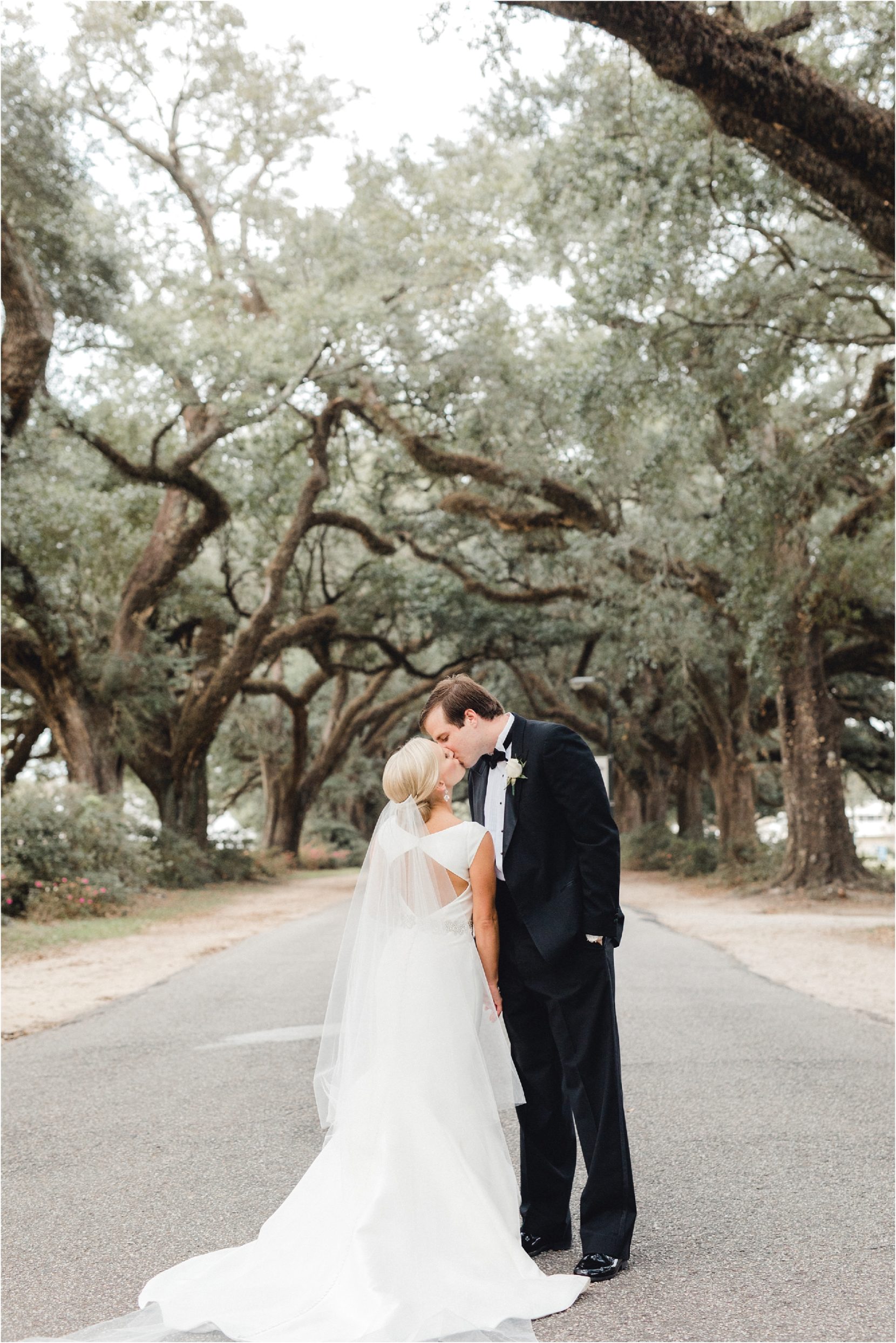 mobile alabama st joseph chapel springhill college country club mobile wedding photographer jennie tewell photography 0229