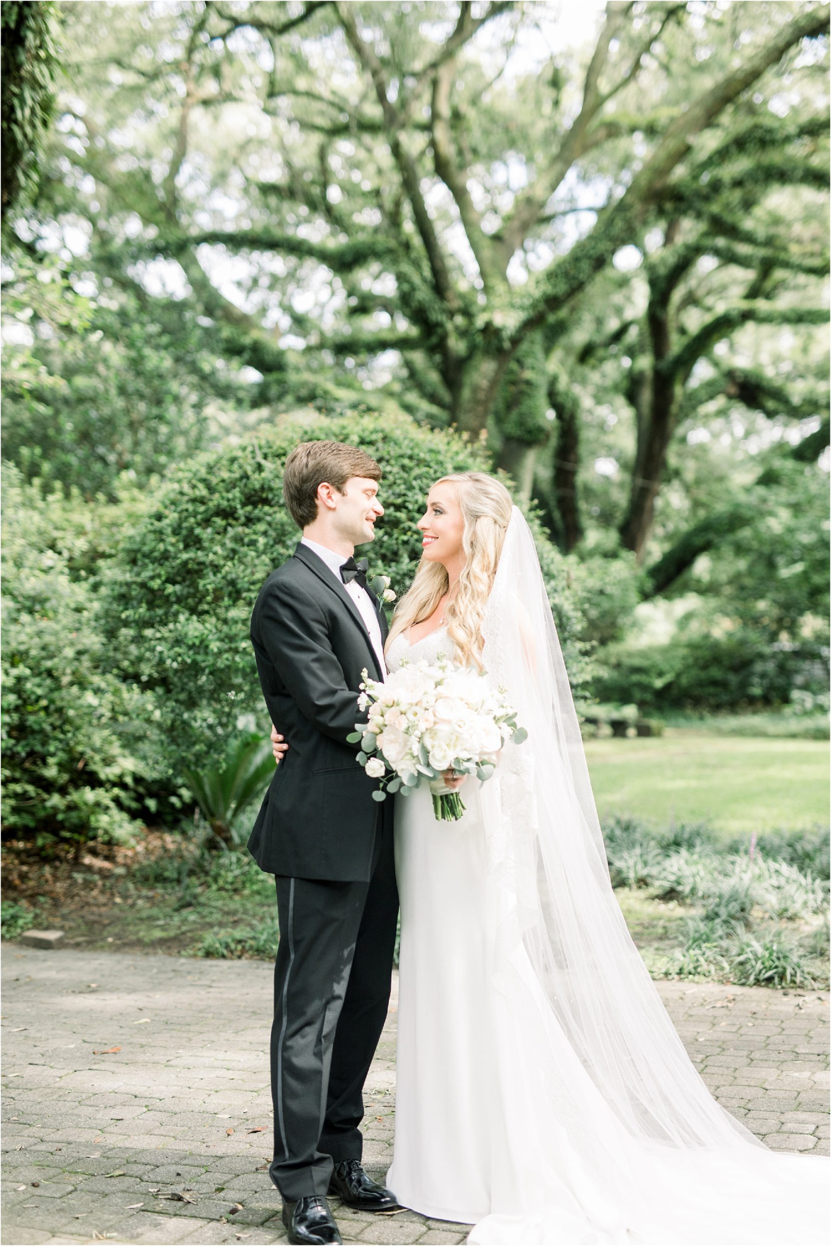 Mobile Alabama Wedding Photographer Jennie Tewell Photographer Cathedral of Immaculate Conception Richards DAR House Alabama Wedding Photographer 0010
