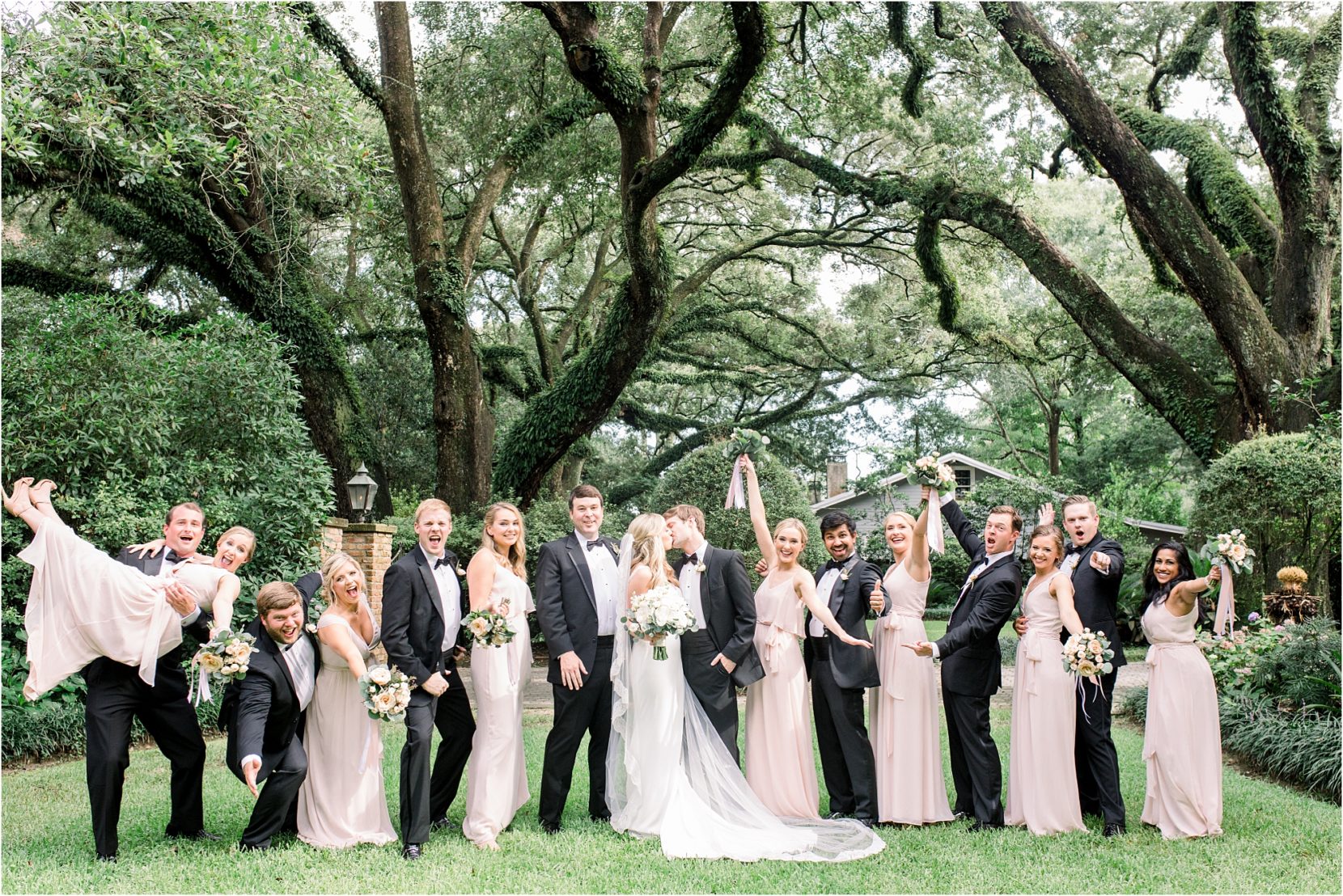 Mobile Alabama Wedding Photographer Jennie Tewell Photographer Cathedral of Immaculate Conception Richards DAR House Alabama Wedding Photographer 0027